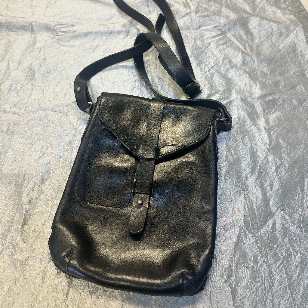 Vintage Johnny Farrah Crossbody Purse / Fanny Pack